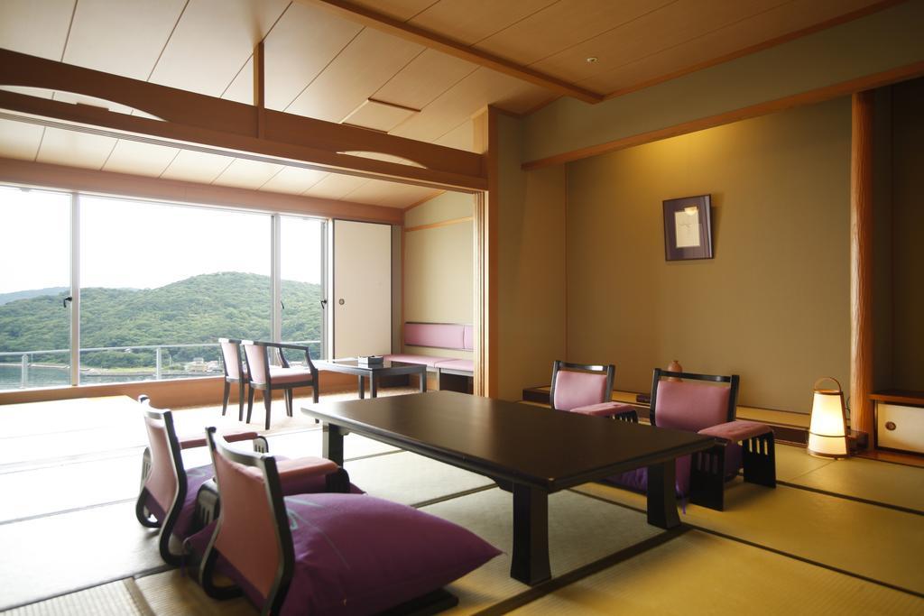 Toba Seaside Hotel Extérieur photo