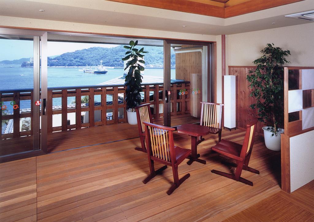 Toba Seaside Hotel Extérieur photo