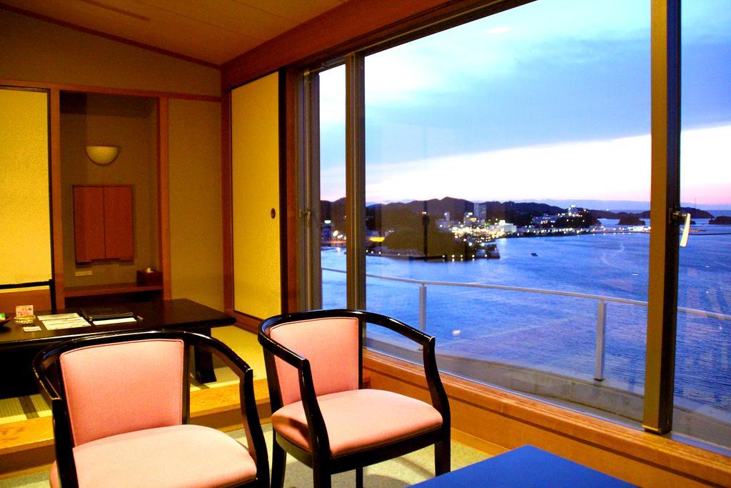 Toba Seaside Hotel Extérieur photo